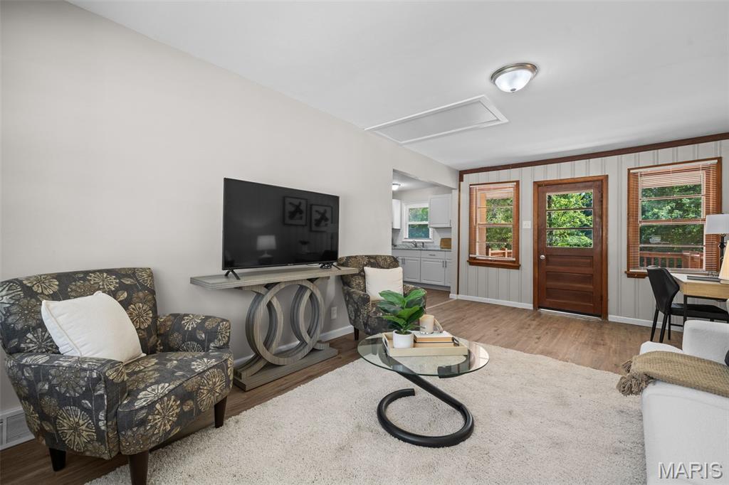 4302 Fee Fee Road Bridgeton, MO 63044 - Photo 16 of 31 Gallery Image 16