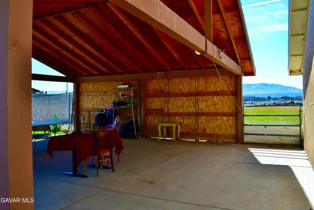 $509,000 | 9640 East Avenue R, Littlerock, CA 93543