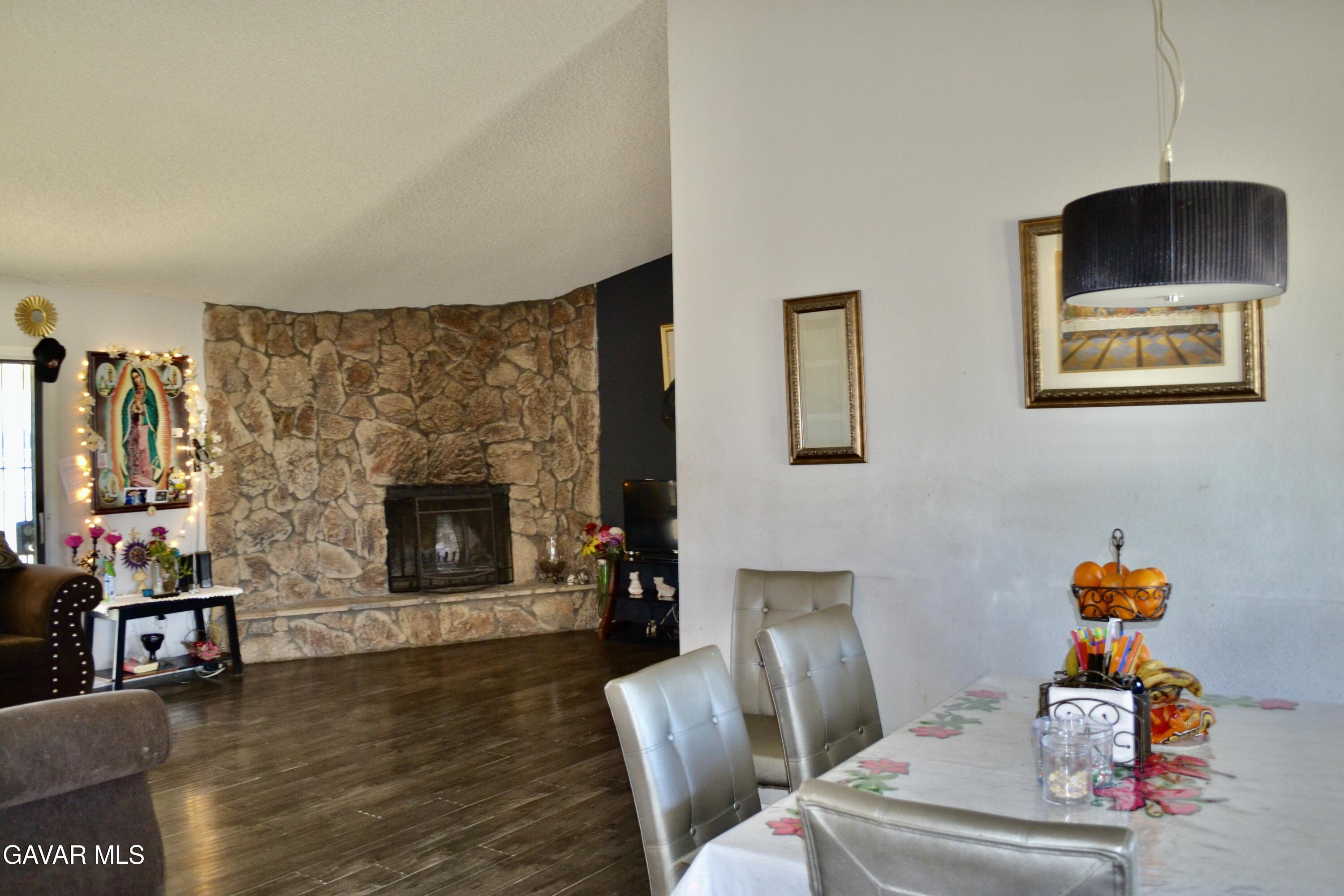 9640 East Avenue R Littlerock, CA 93543 - Photo 7 of 54 BBCEE2C6-CA7E-4A3B-88D7-C8EDAB3D558E_1_2