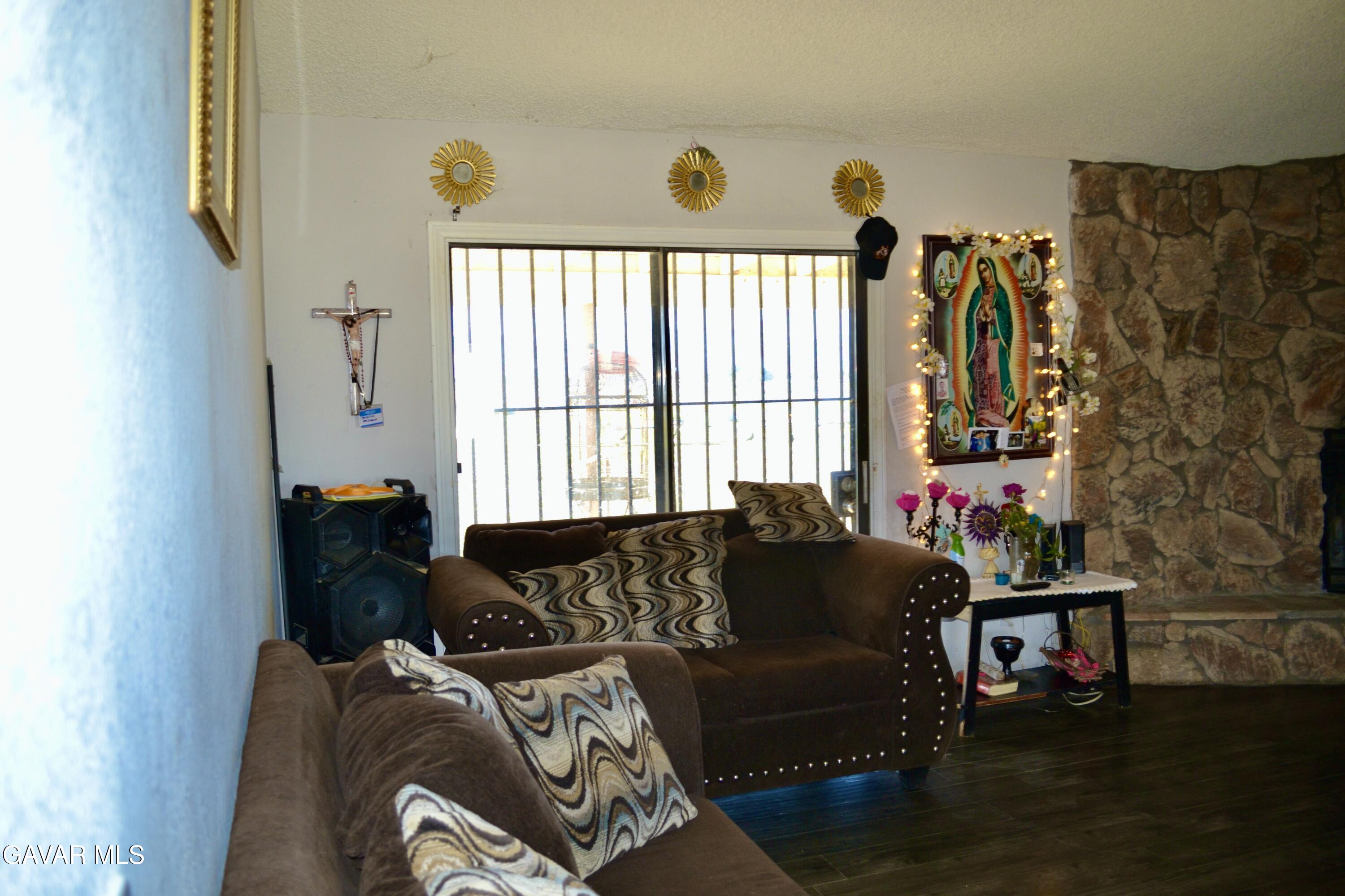 9640 East Avenue R Littlerock, CA 93543 - Photo 8 of 54 17AE48CE-936C-4DF8-B6D0-C6DE83B07140_1_2