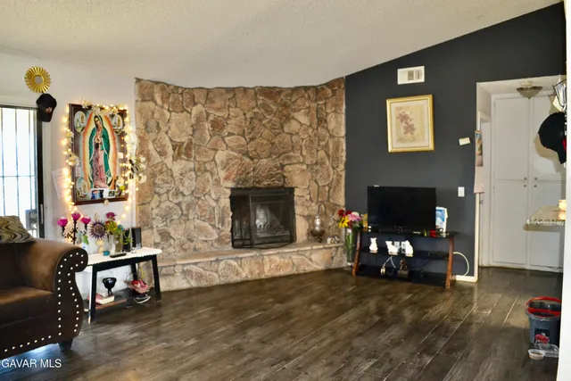 $509,000 | 9640 East Avenue R, Littlerock, CA 93543