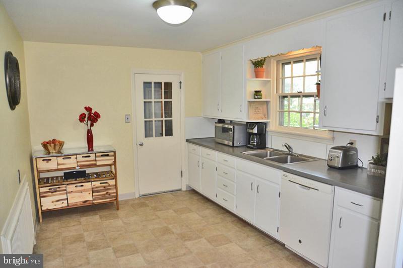 1000 Pleasure Road Lancaster, PA 17601 - Photo 16 of 42 Gallery Image 16