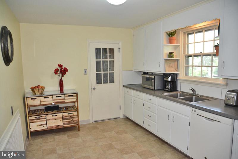 1000 Pleasure Road Lancaster, PA 17601 - Photo 17 of 42 Gallery Image 17