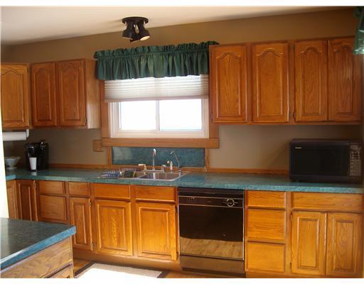 8305 Weitz Road Celina, OH 45822 - Photo 8 of 18 Gallery Image 8