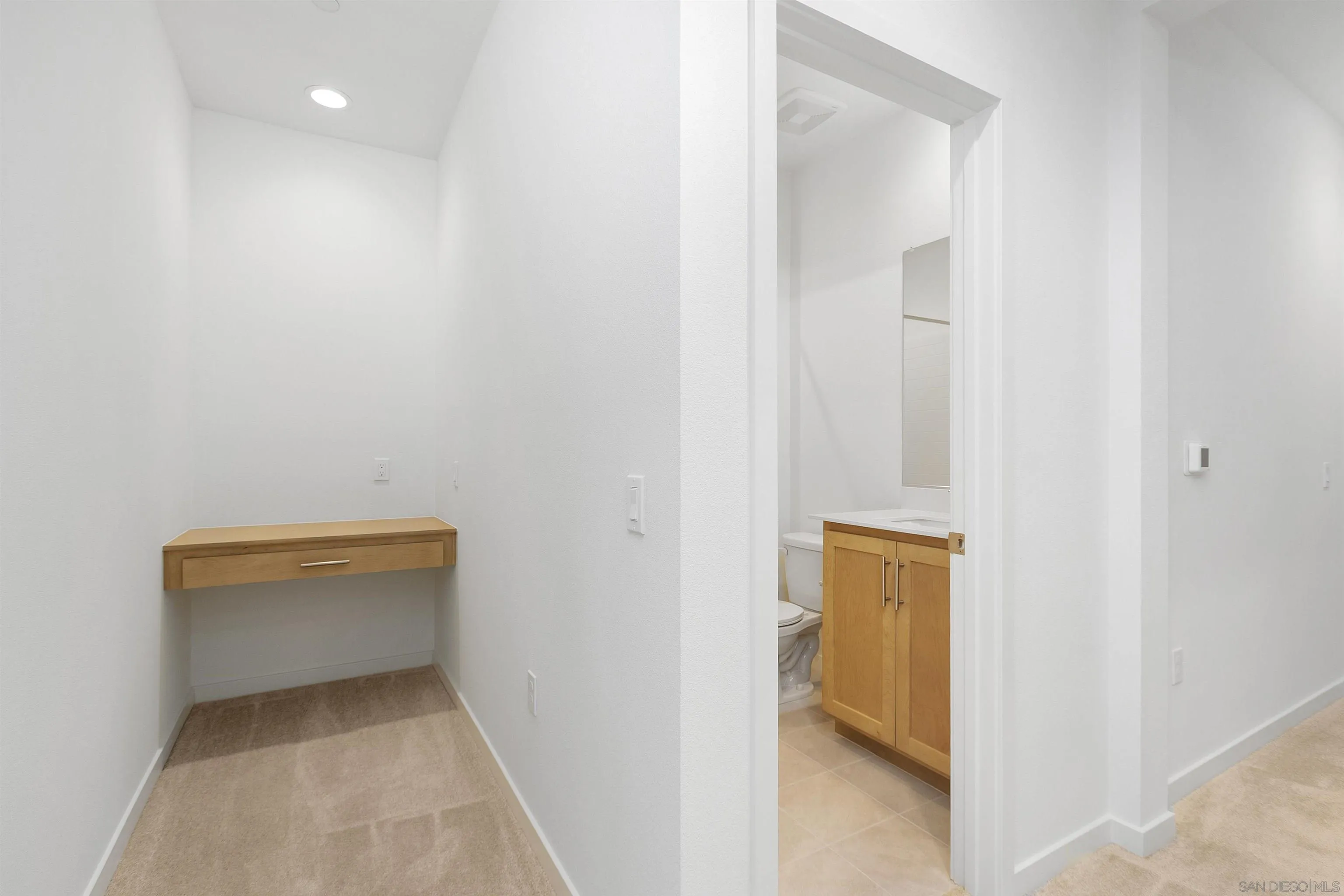 32336 Brunello Way Temecula, CA 92591 - Photo 20 of 26 a view of room