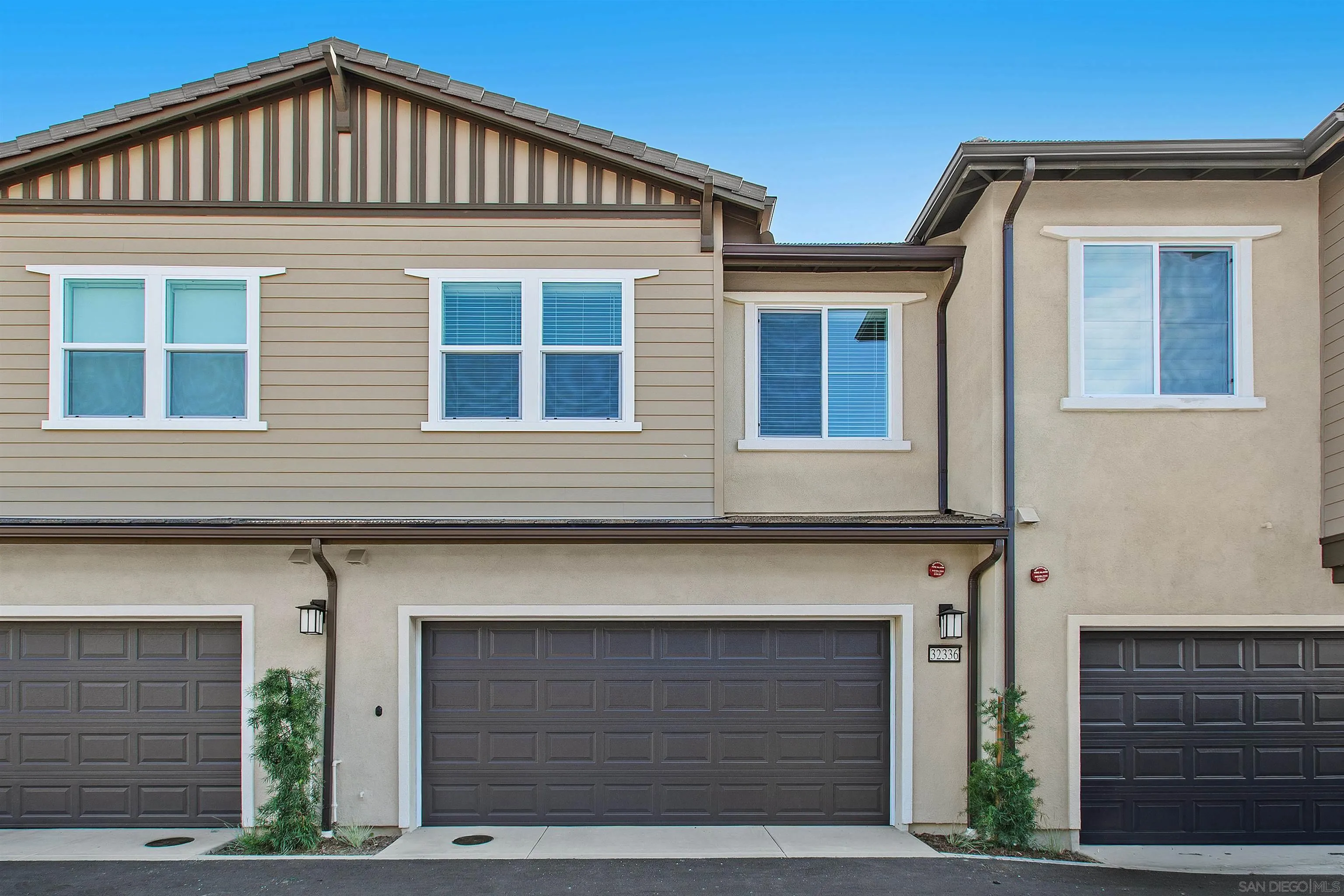32336 Brunello Way Temecula, CA 92591 - Photo 23 of 26 a front view of a house