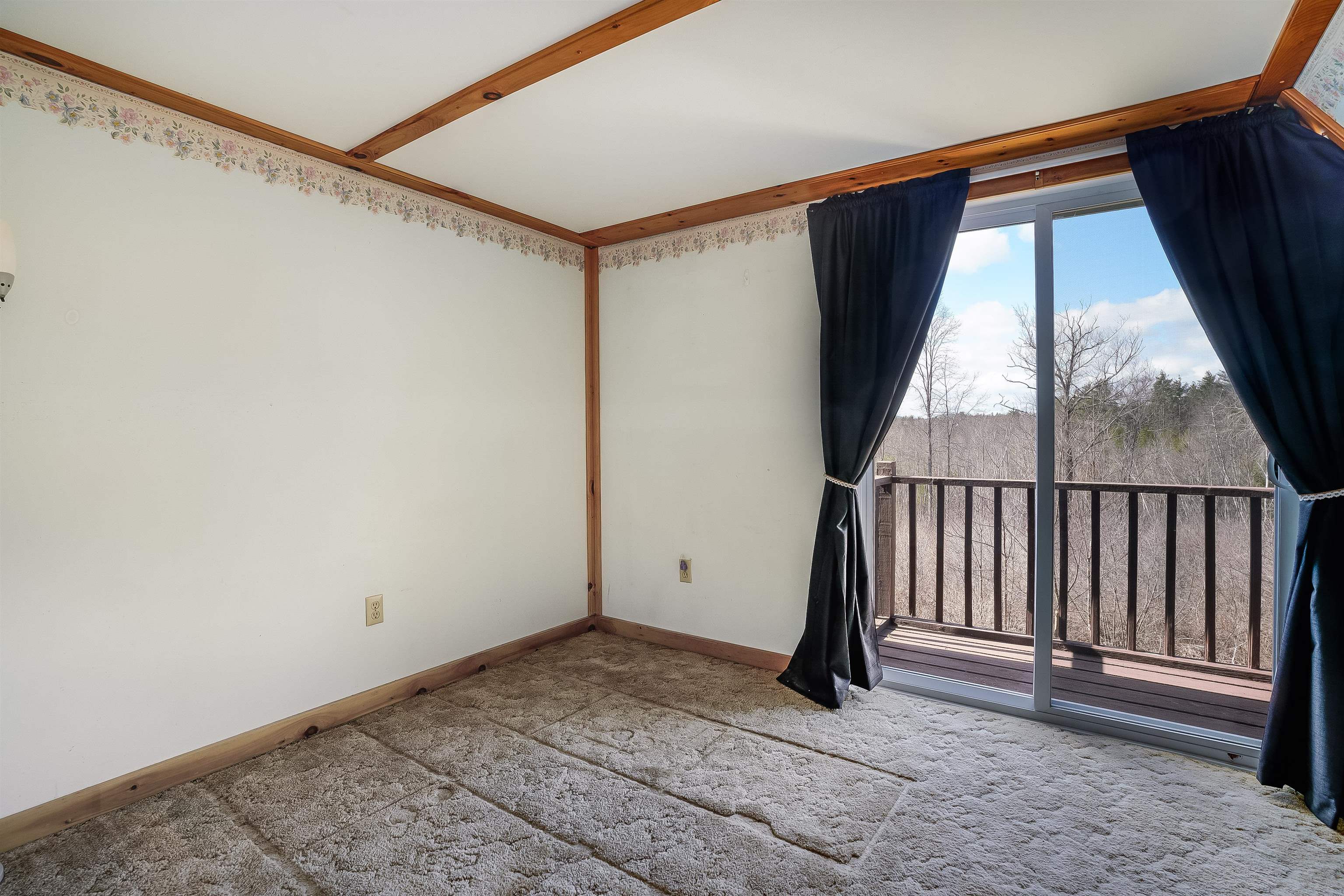 328 Stage Road Nottingham, NH 03290 - Photo 27 of 58