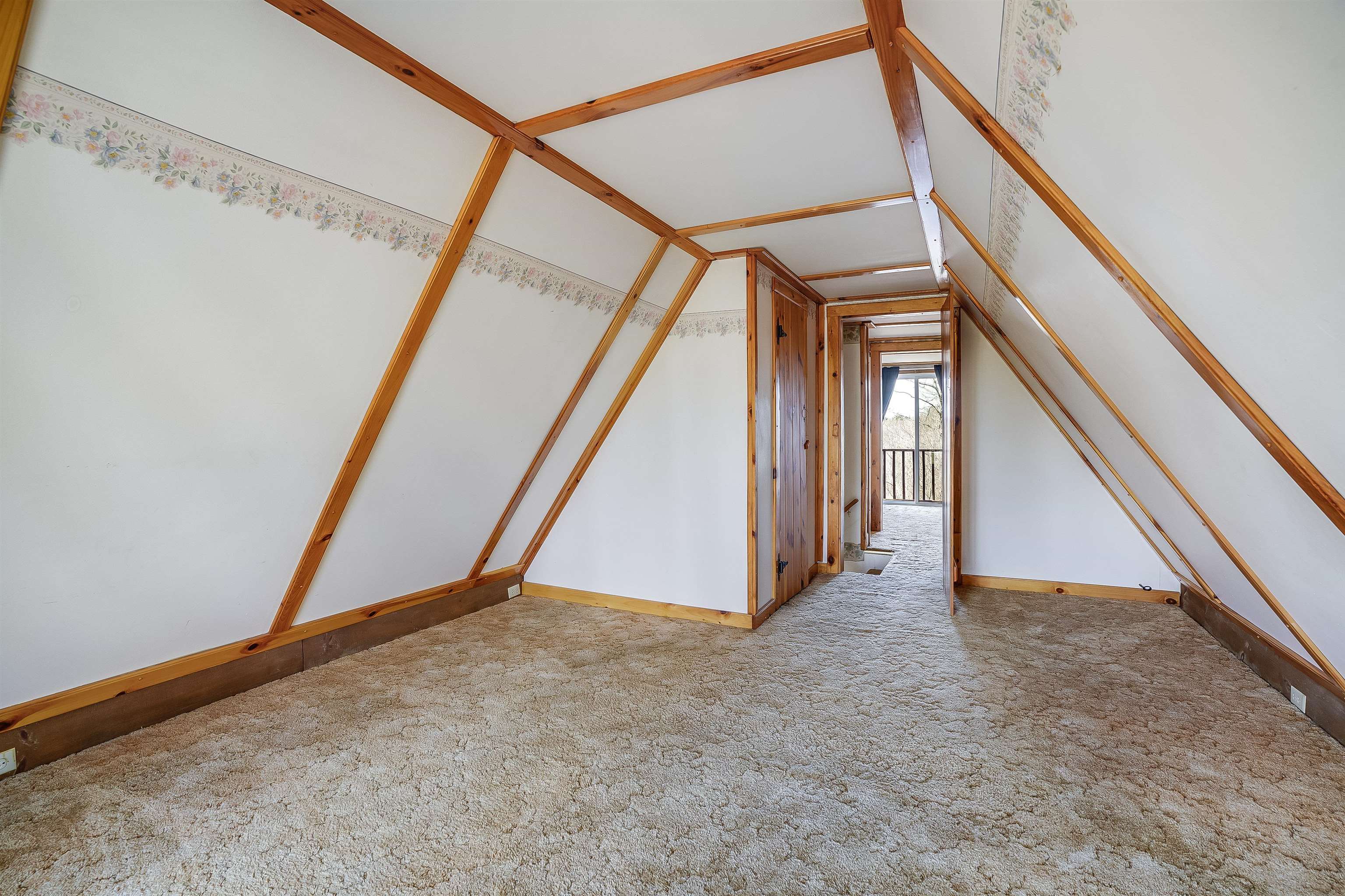 328 Stage Road Nottingham, NH 03290 - Photo 33 of 58