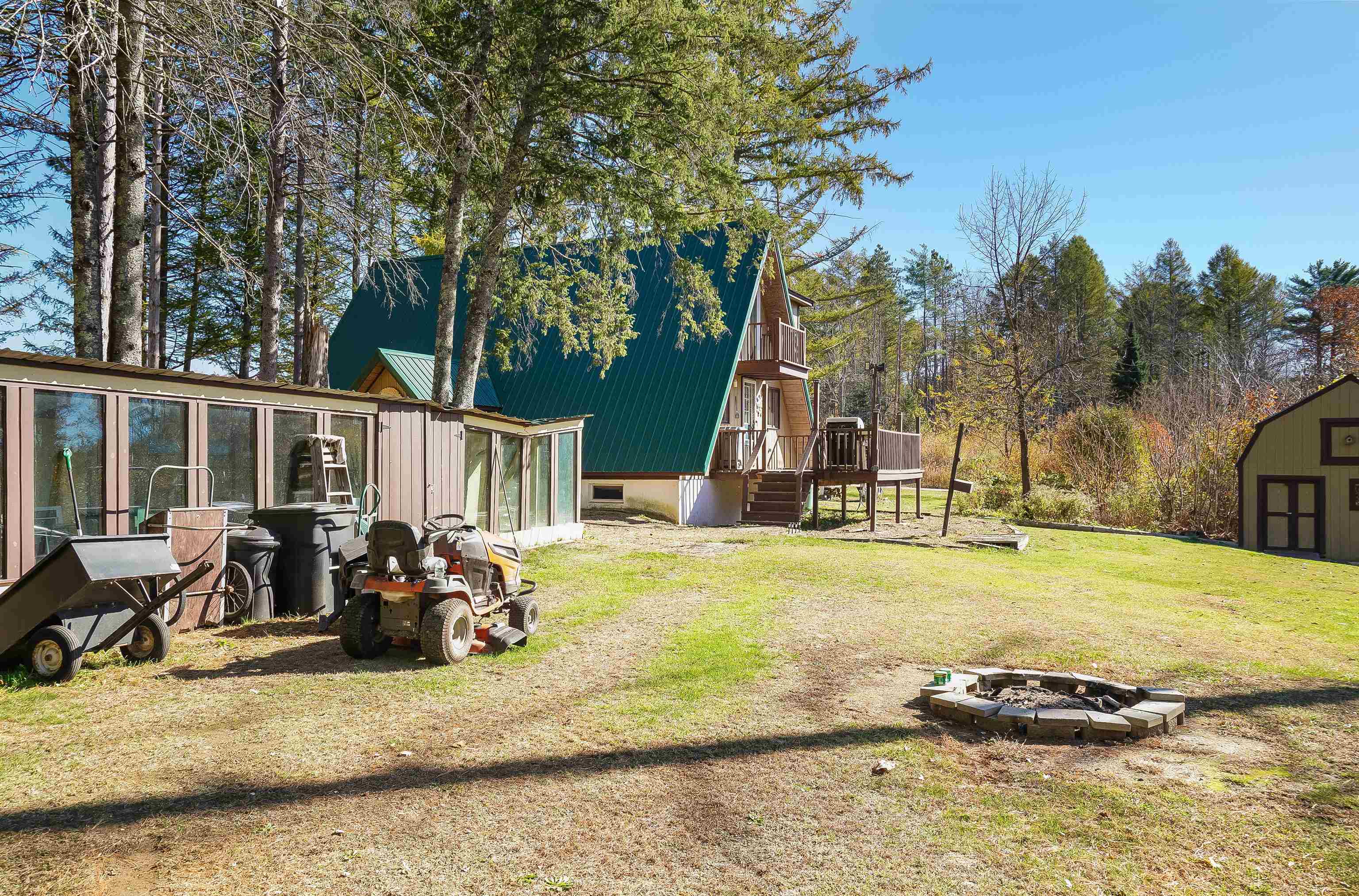 328 Stage Road Nottingham, NH 03290 - Photo 43 of 58