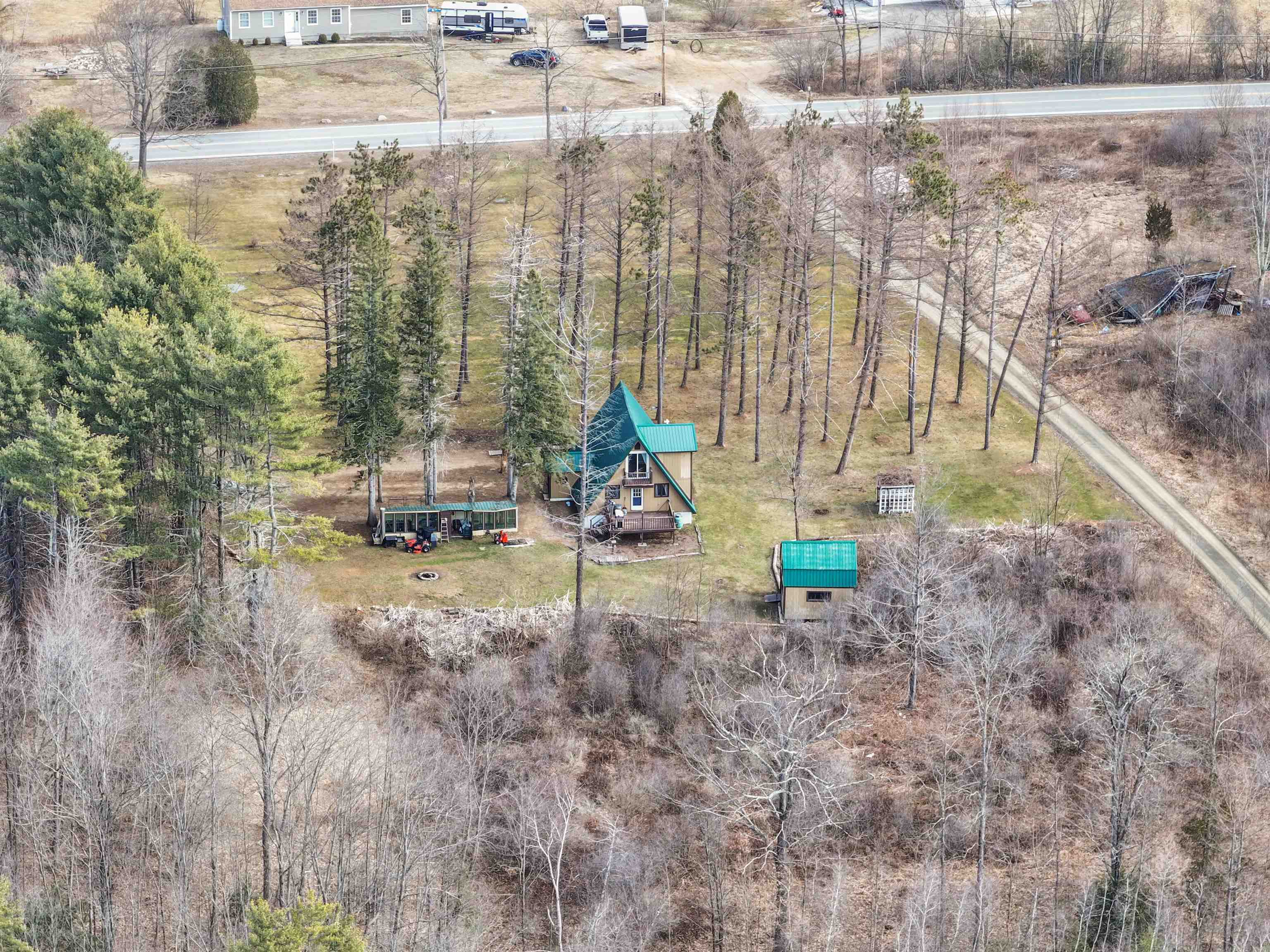 328 Stage Road Nottingham, NH 03290 - Photo 8 of 58