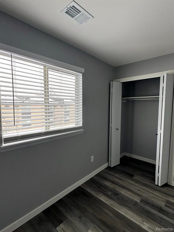 31844 Kelly Road, Unit 4 Roseville, MI 48066 - Photo 17 of 18