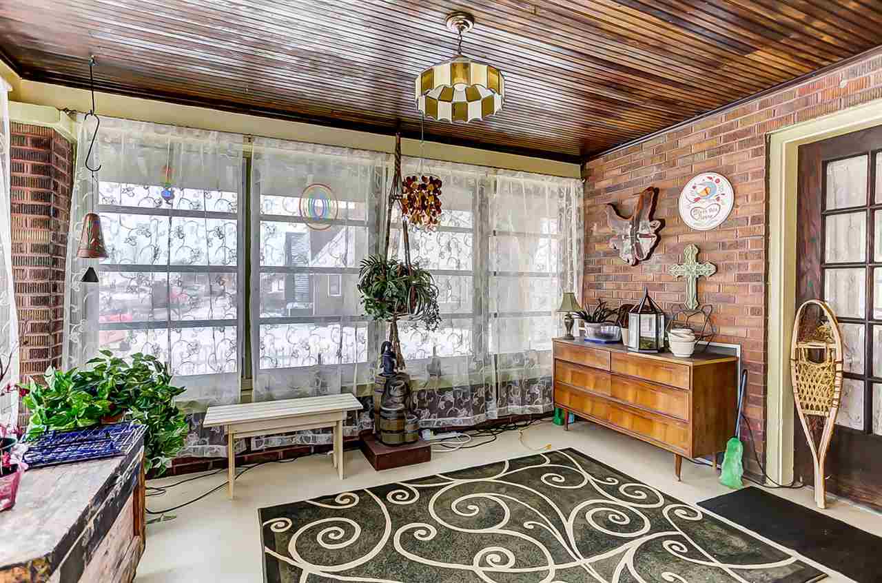 409 West Rochester Street Akron, IN 46910 - Photo 3 of 36 Gallery Image 3