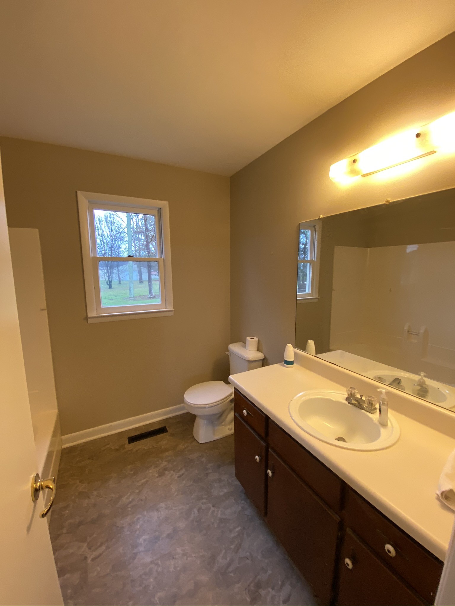 3419 Lynchburg Road Winchester, TN 37398 - Photo 7 of 16 Gallery Image 7