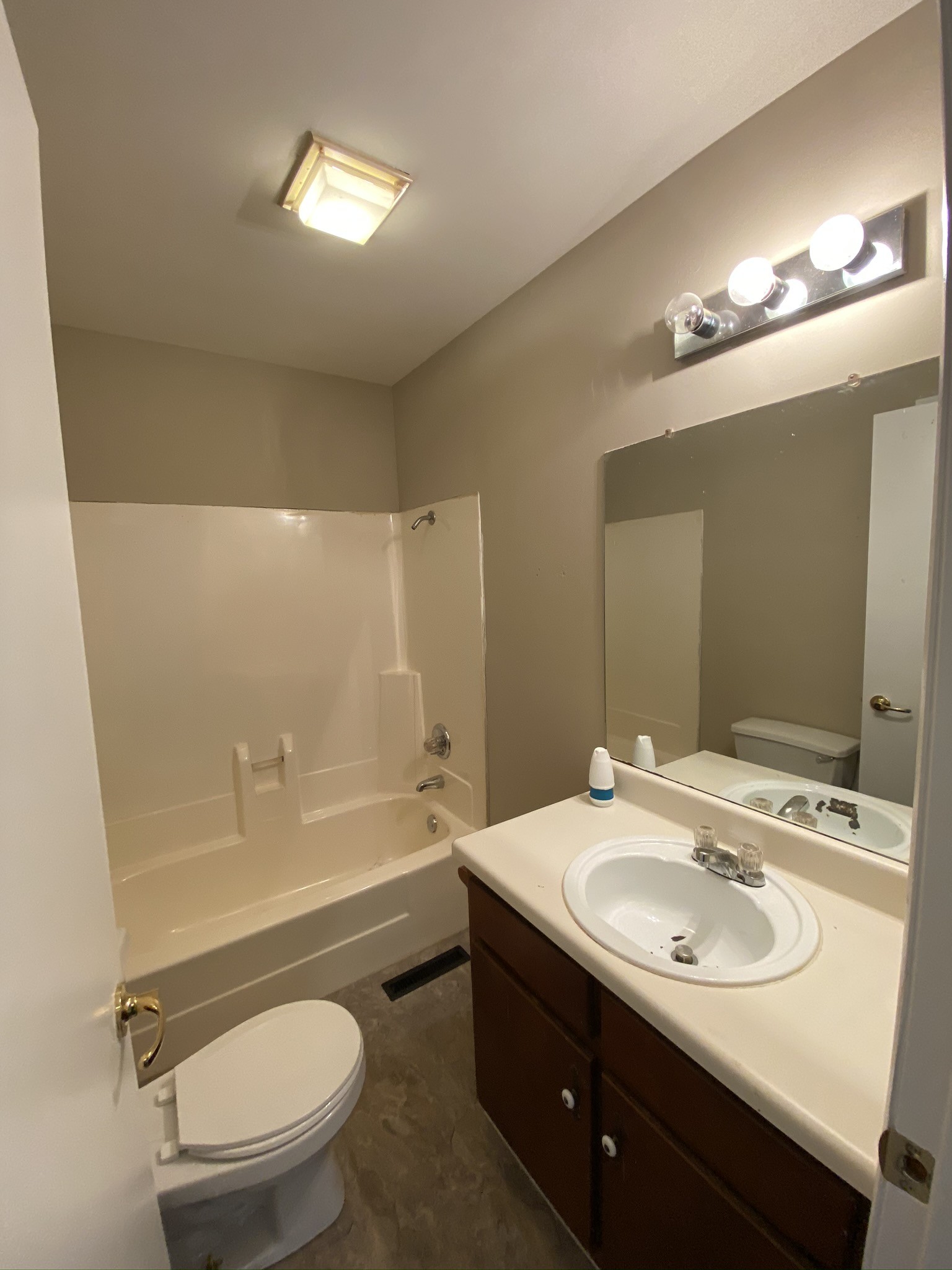3419 Lynchburg Road Winchester, TN 37398 - Photo 9 of 16 Gallery Image 9
