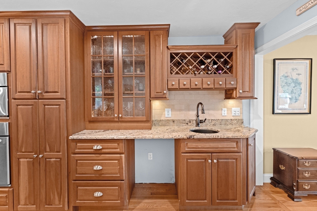 4 Clapp Lane Bourne, MA 02562 - Photo 7 of 42