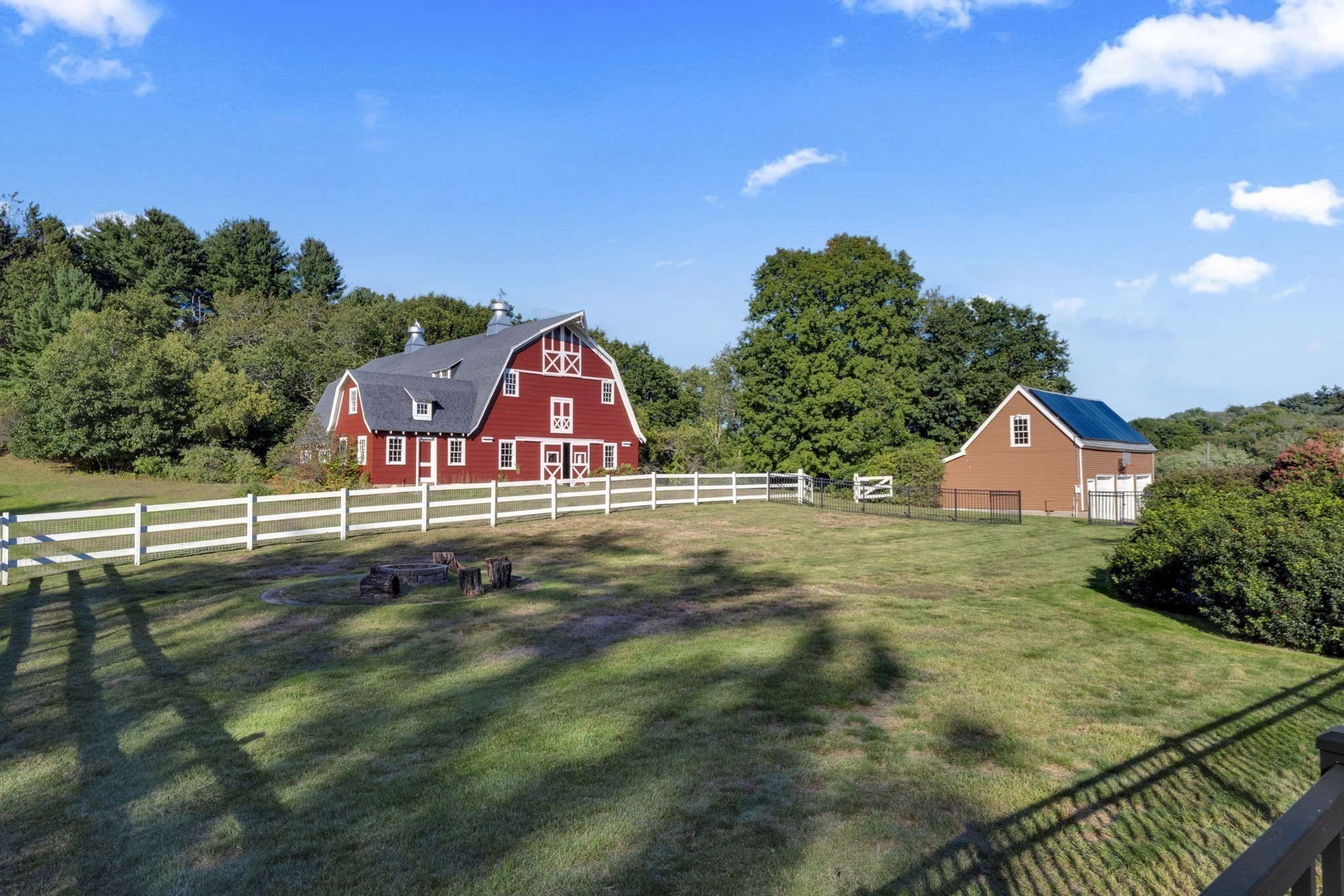 304 Warren Road Brimfield, MA 01010 - Photo 6 of 42 Gallery Image 6