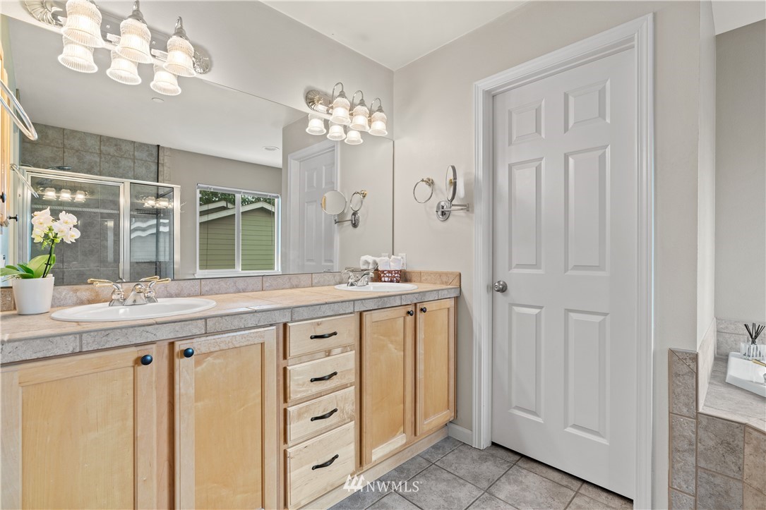 2607 Ferndale Place Northeast Renton, WA 98056 - Photo 23 of 39 Gallery Image 23