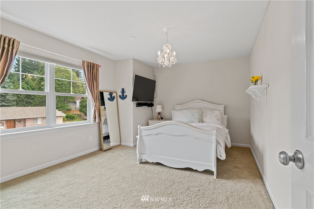 2607 Ferndale Place Northeast Renton, WA 98056 - Photo 29 of 39 Gallery Image 29