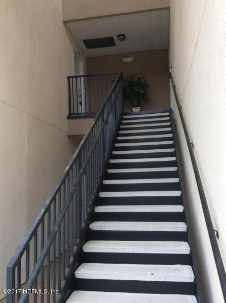 7920 Merrill Road, Unit 1009 Jacksonville, FL 32277 - Photo 19 of 22 a view of entryway