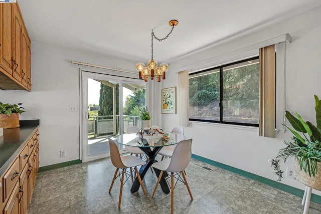 $1,750,000 | 855 A El Pintado Road, Danville, CA 94526