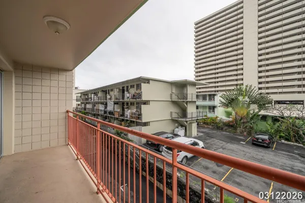 $1,750 | 1654 Liholiho Street, Unit 8, Honolulu, HI 96822
