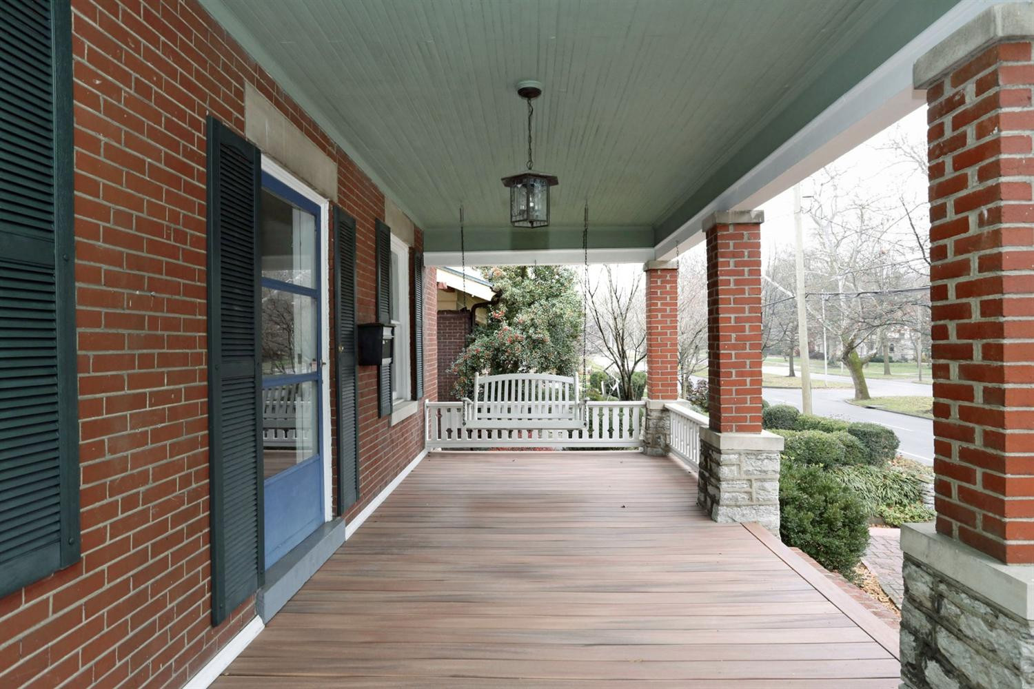 1131 Richmond Road Lexington, KY 40502 - Photo 2 of 36 Photo 2