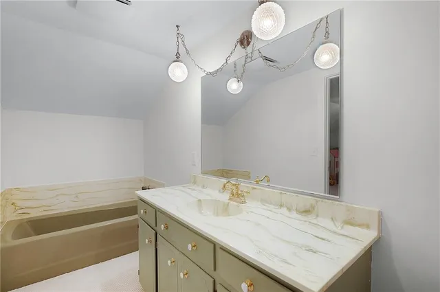 $799,900 | 166 Big Springs Road Southeast, Calhoun, GA 30701