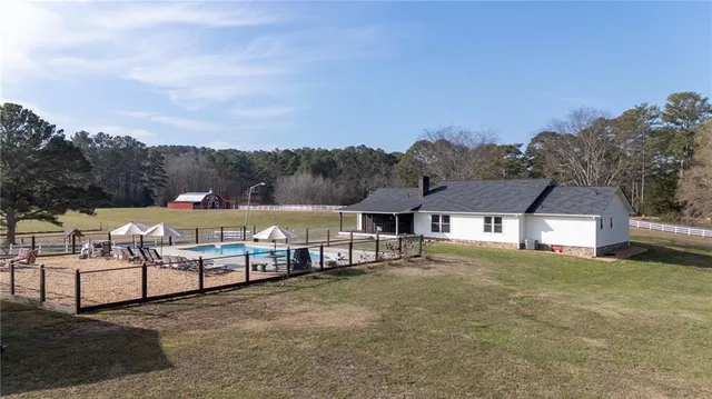 $799,900 | 166 Big Springs Road Southeast, Calhoun, GA 30701