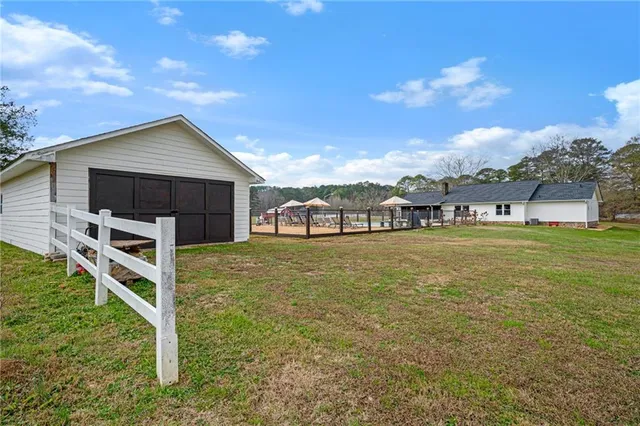 $799,900 | 166 Big Springs Road Southeast, Calhoun, GA 30701