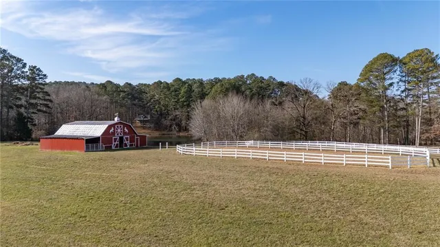 $799,900 | 166 Big Springs Road Southeast, Calhoun, GA 30701