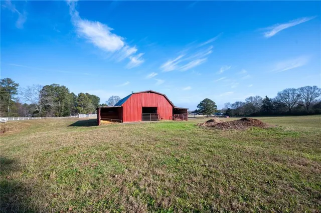 $799,900 | 166 Big Springs Road Southeast, Calhoun, GA 30701