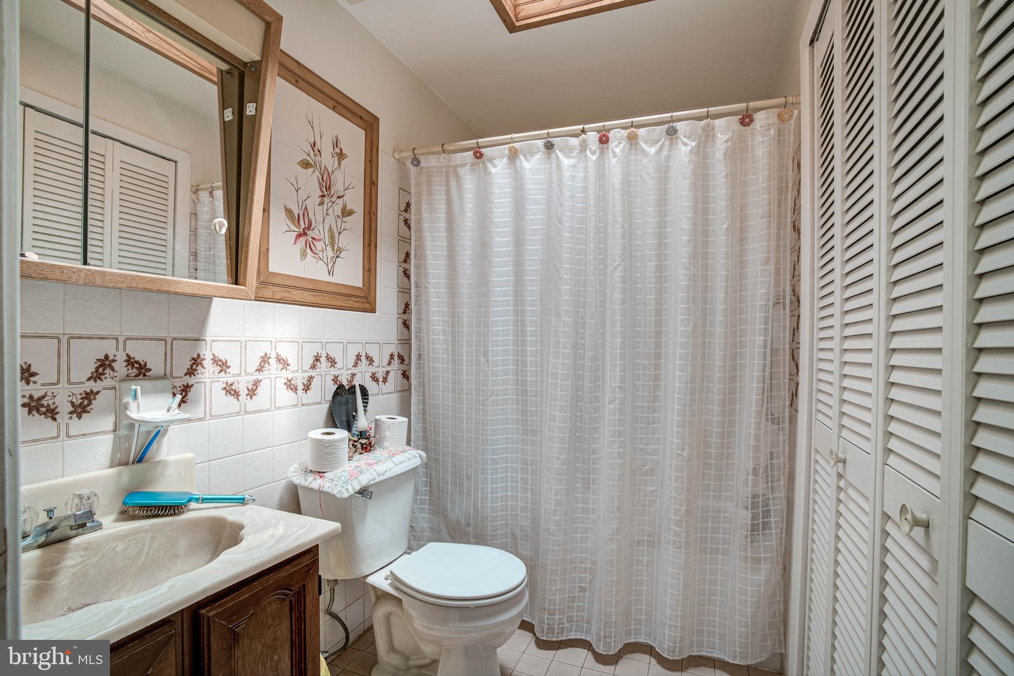 7149 Dungan Road Philadelphia, PA 19111 - Photo 16 of 26