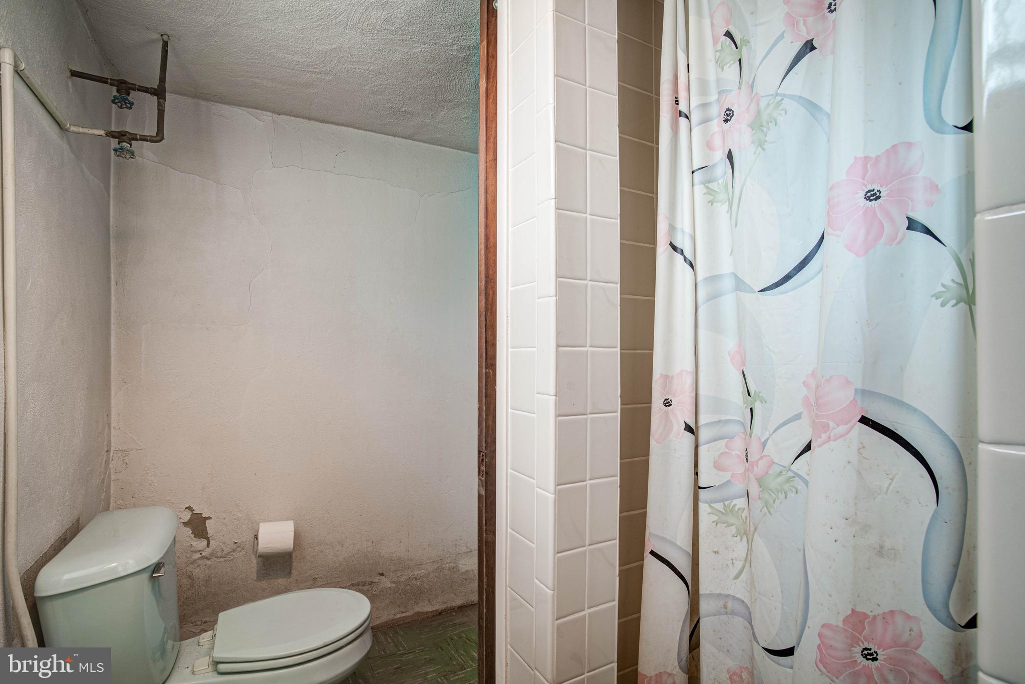 7149 Dungan Road Philadelphia, PA 19111 - Photo 17 of 26