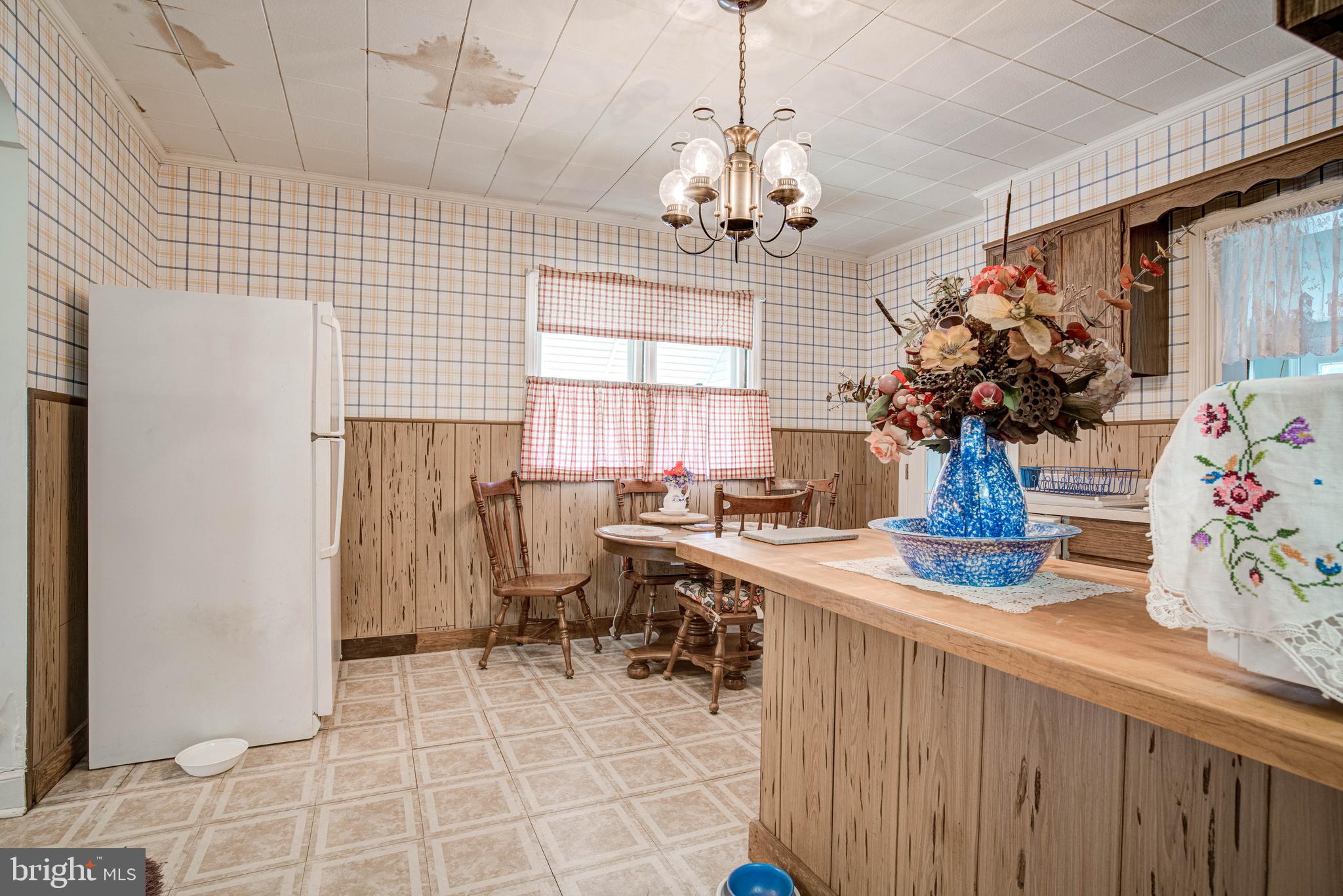 7149 Dungan Road Philadelphia, PA 19111 - Photo 9 of 26