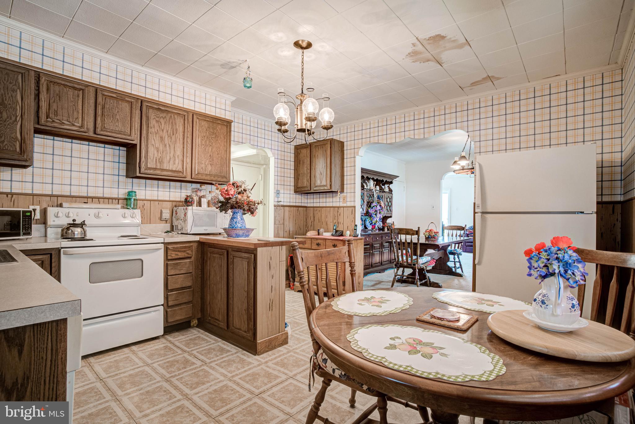 7149 Dungan Road Philadelphia, PA 19111 - Photo 10 of 26