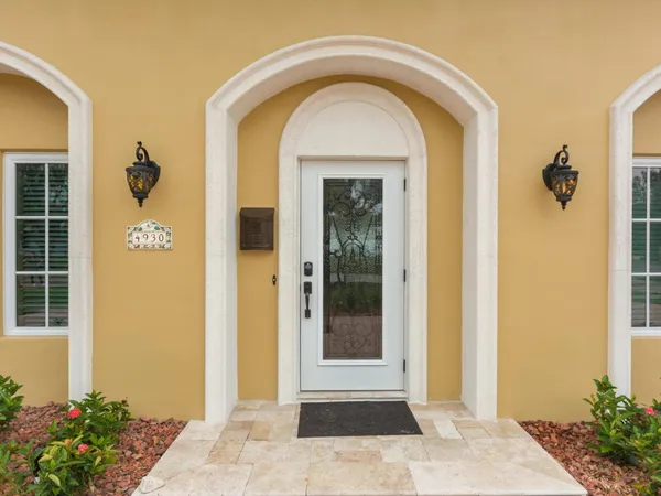 $5,000 | 4930 Northeast 27th Avenue, Lighthouse Point, FL 33064