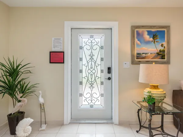 $5,000 | 4930 Northeast 27th Avenue, Lighthouse Point, FL 33064