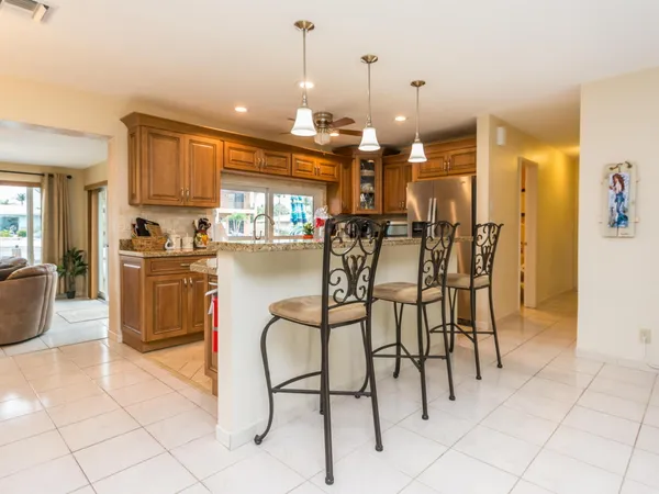 $5,000 | 4930 Northeast 27th Avenue, Lighthouse Point, FL 33064