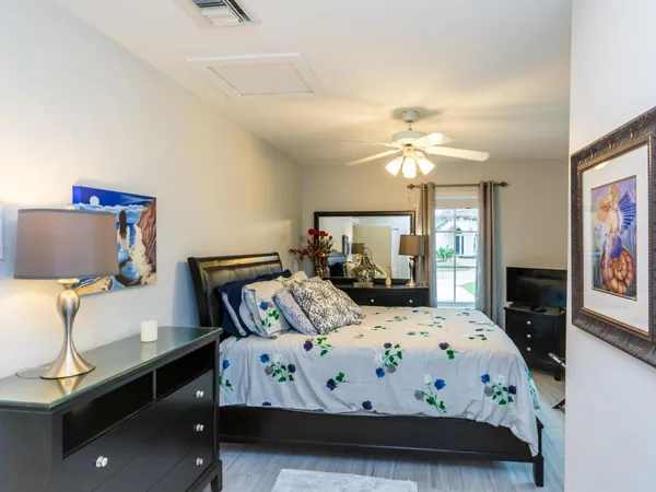 $5,000 | 4930 Northeast 27th Avenue, Lighthouse Point, FL 33064