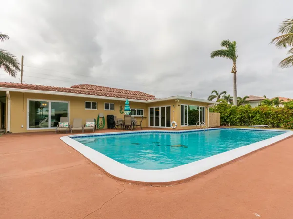 $5,000 | 4930 Northeast 27th Avenue, Lighthouse Point, FL 33064