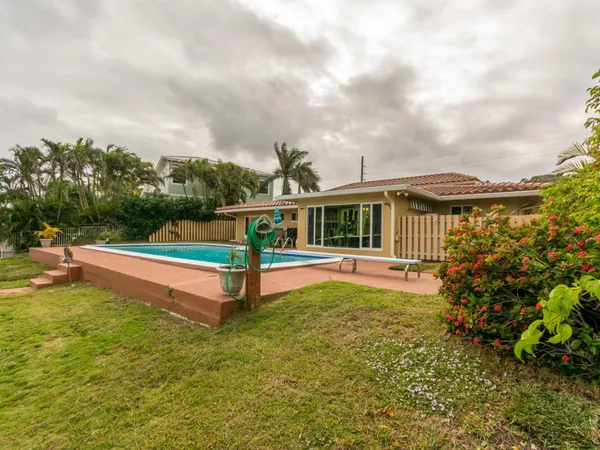 $5,000 | 4930 Northeast 27th Avenue, Lighthouse Point, FL 33064