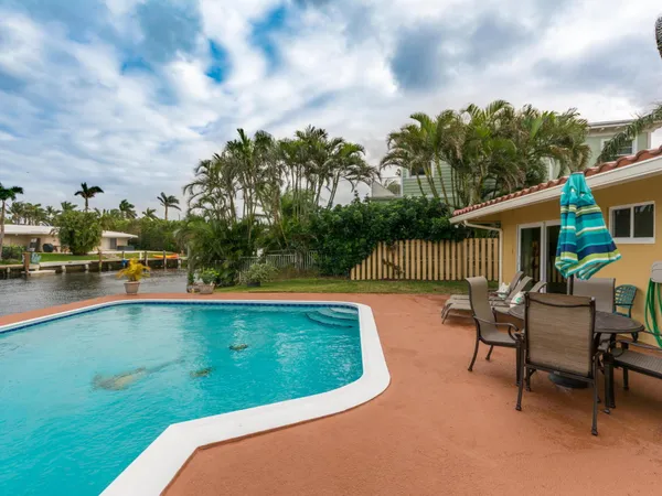 $5,000 | 4930 Northeast 27th Avenue, Lighthouse Point, FL 33064