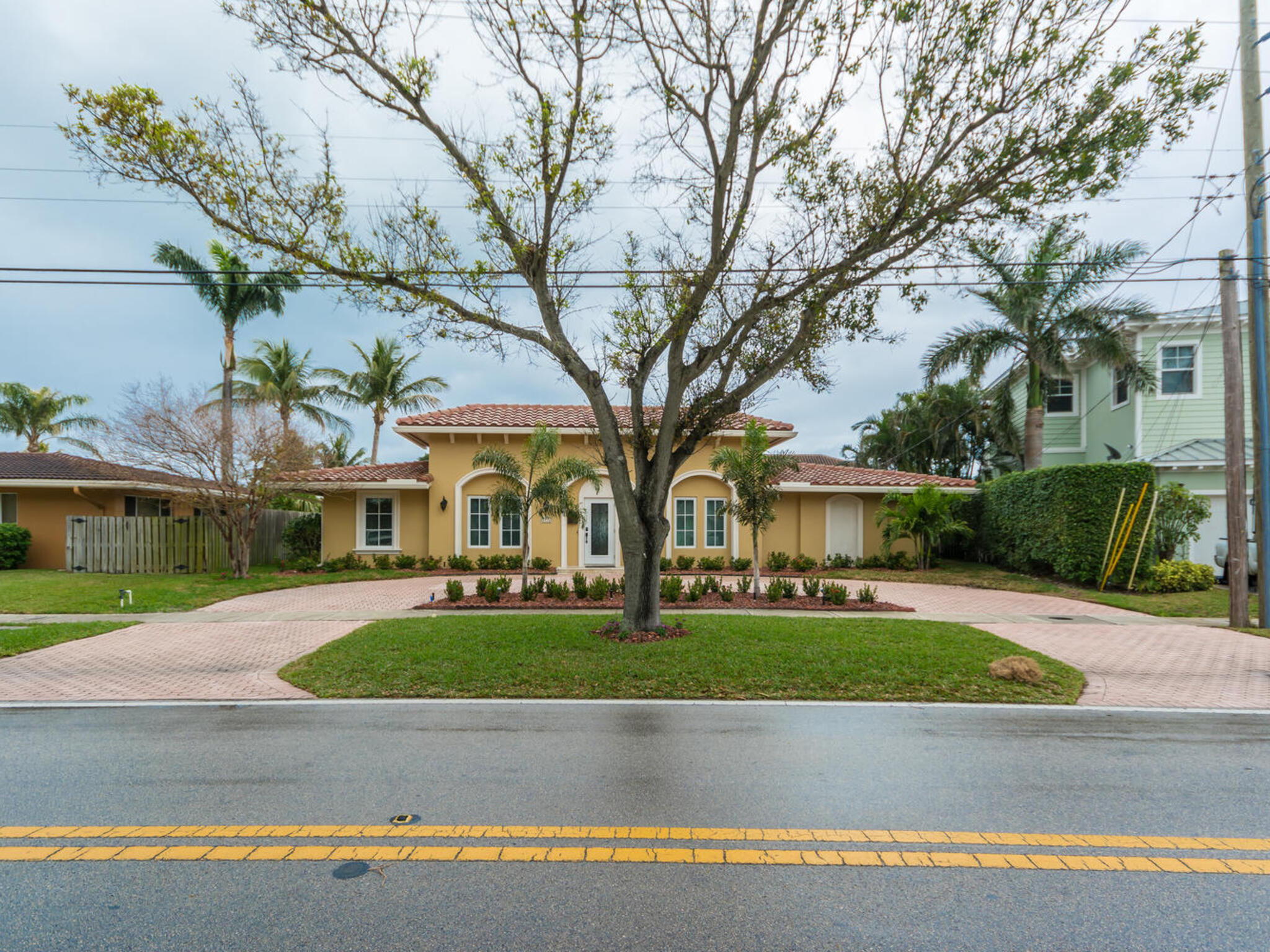 4930 Northeast 27th Avenue Lighthouse Point, FL 33064 - Photo 9 of 66 9-web-or-mls-4930-ne-27th-ave
