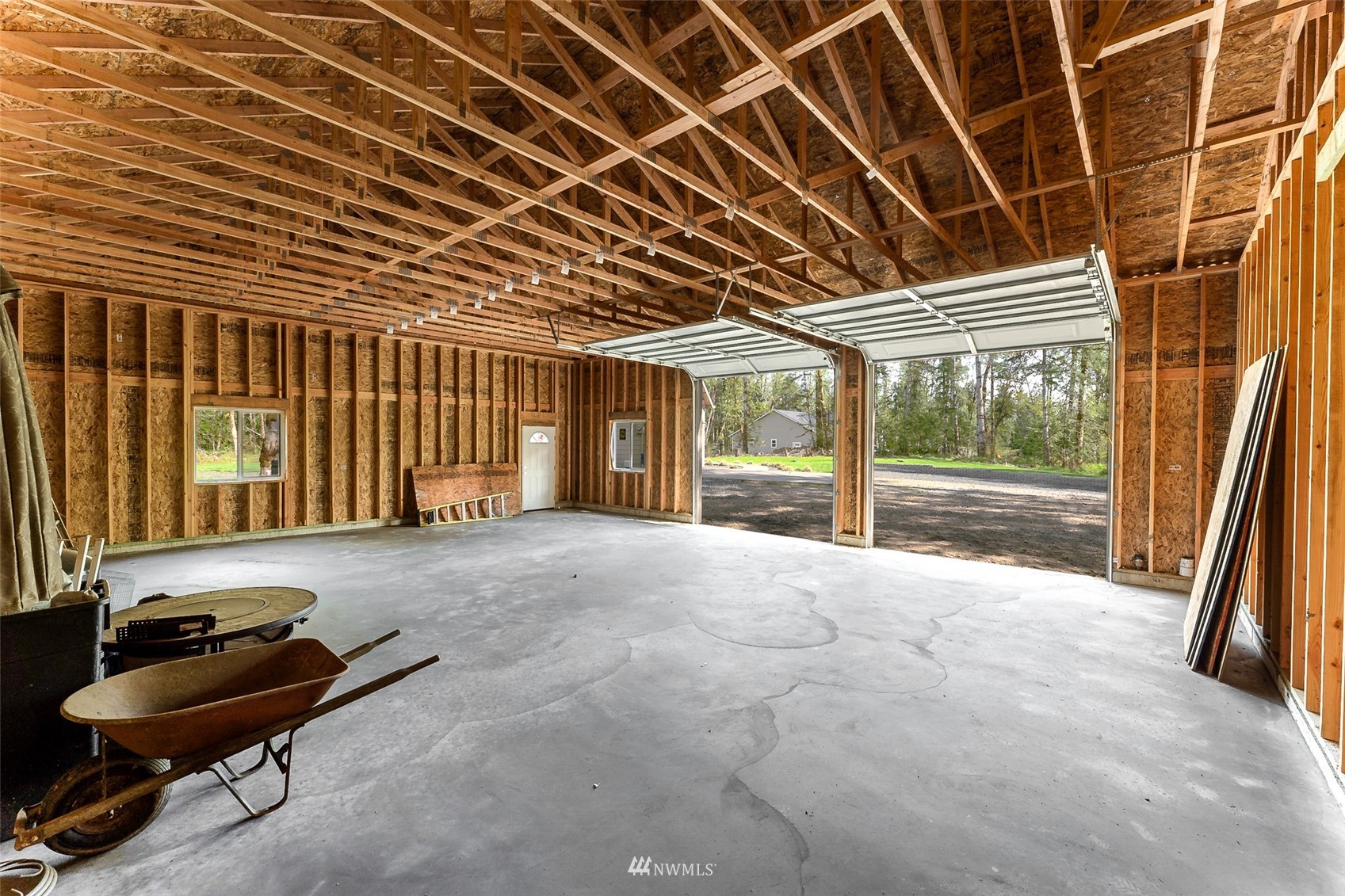 81 East Lighthouse Road Shelton, WA 98584 - Photo 25 of 28 a view of a room with gym equipment