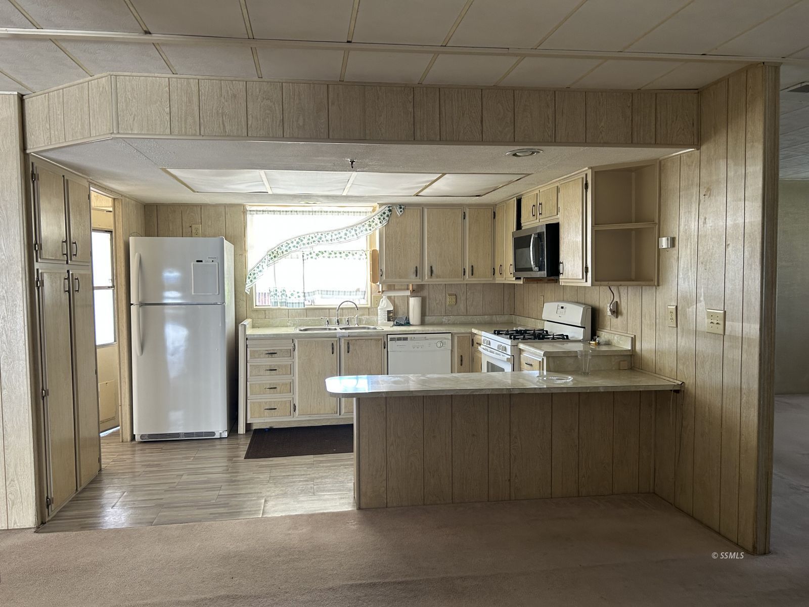 5217 Chaparral Drive Ridgecrest, CA 93555 - Photo 9 of 15