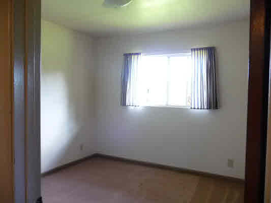 6381 Puupilo Road Kapaa, HI 96746 - Photo 8 of 13 an empty room with a window