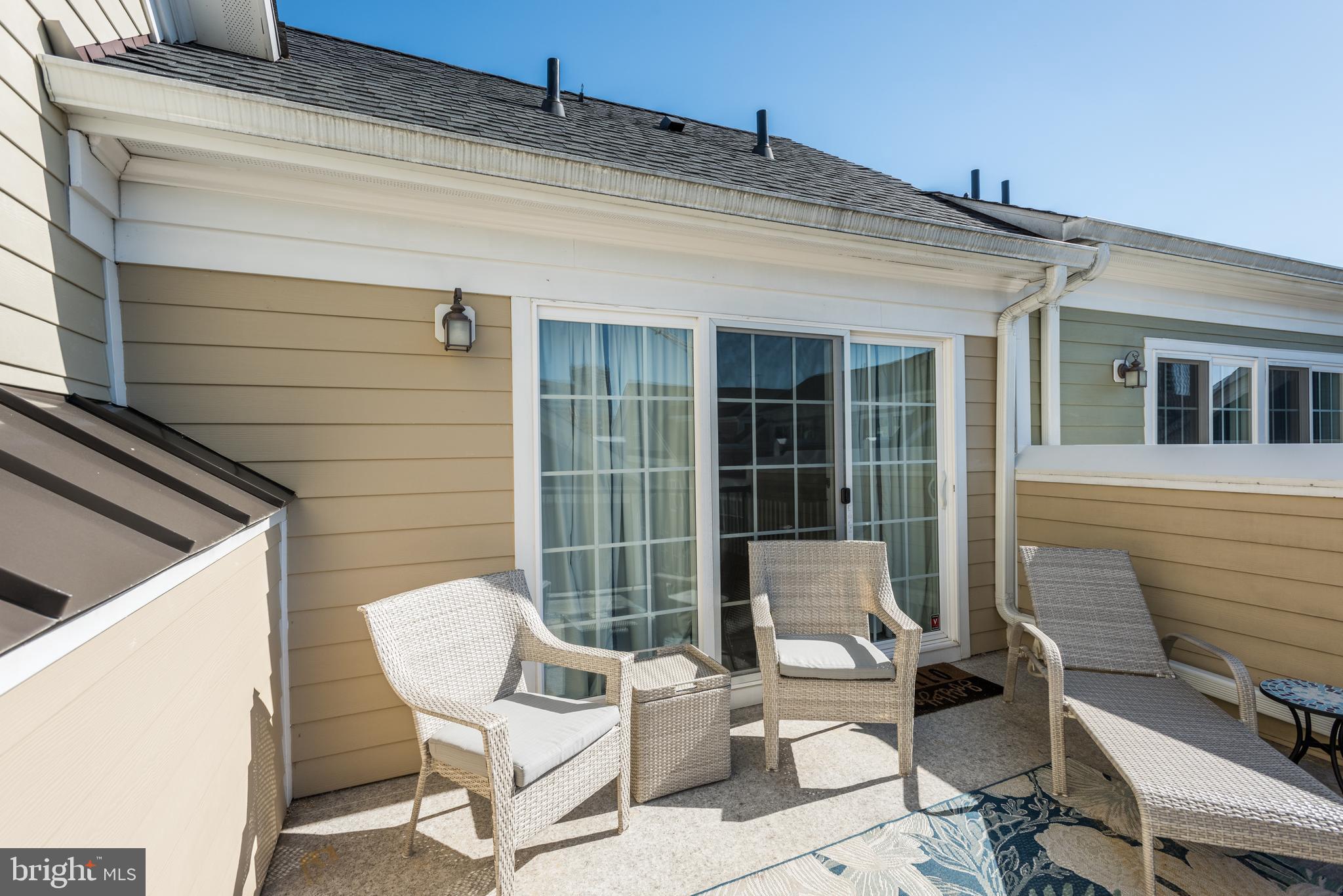 81 Linden Place Baltimore, MD 21286 - Photo 40 of 56 a view of a two chairs in the balcony
