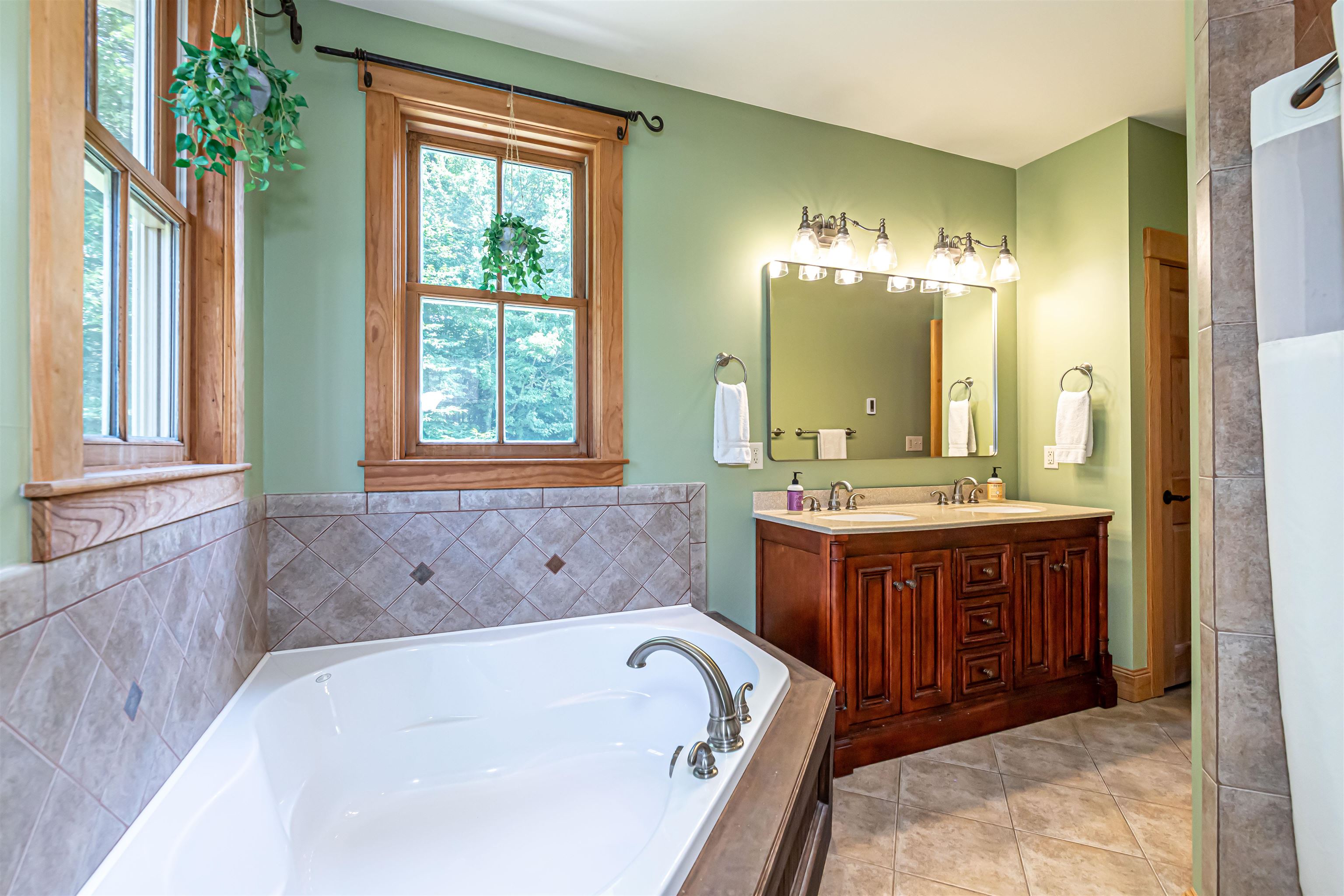 409 Deerfield Road Allenstown, NH 03275 - Photo 23 of 45