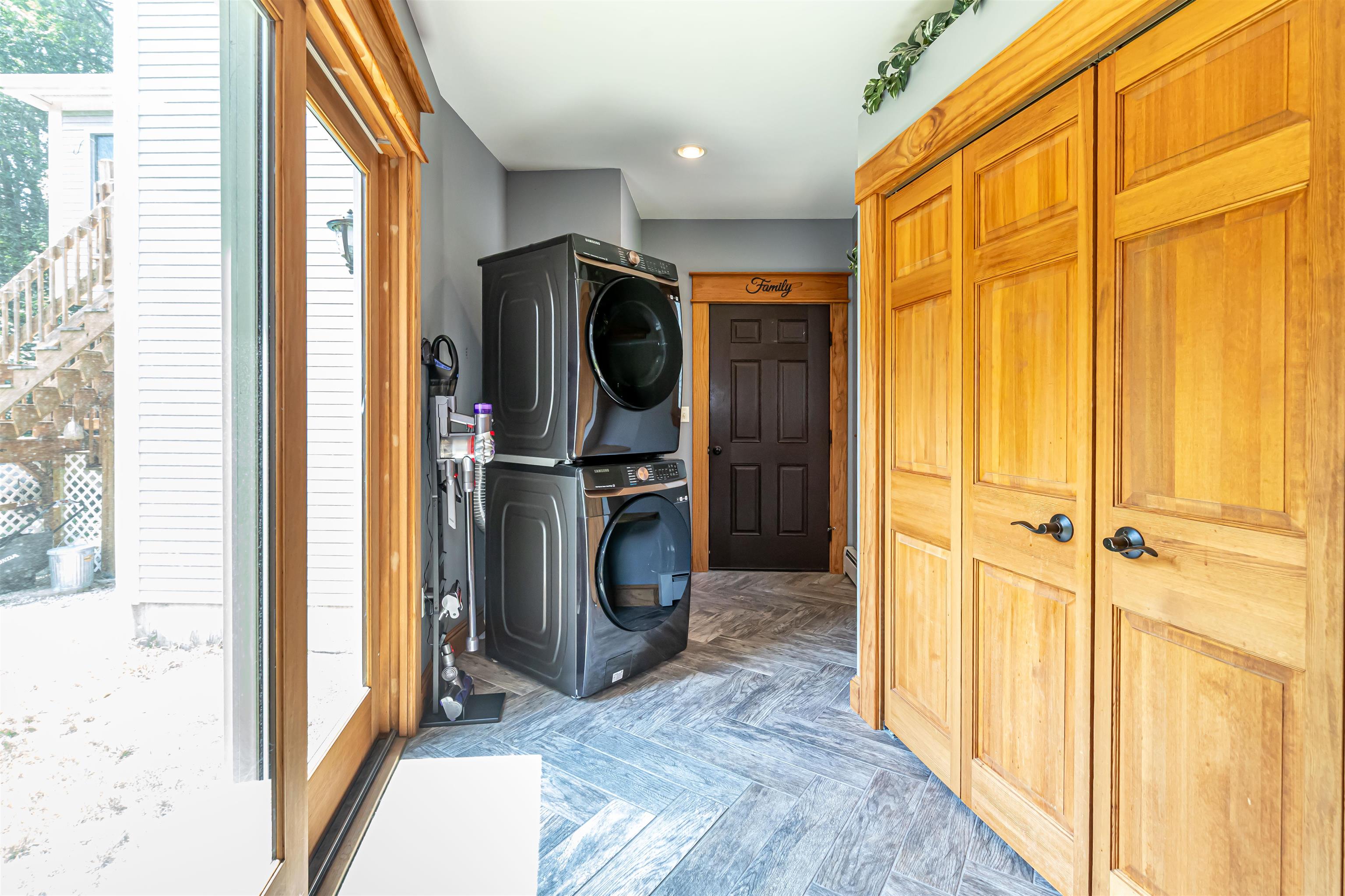 409 Deerfield Road Allenstown, NH 03275 - Photo 24 of 45