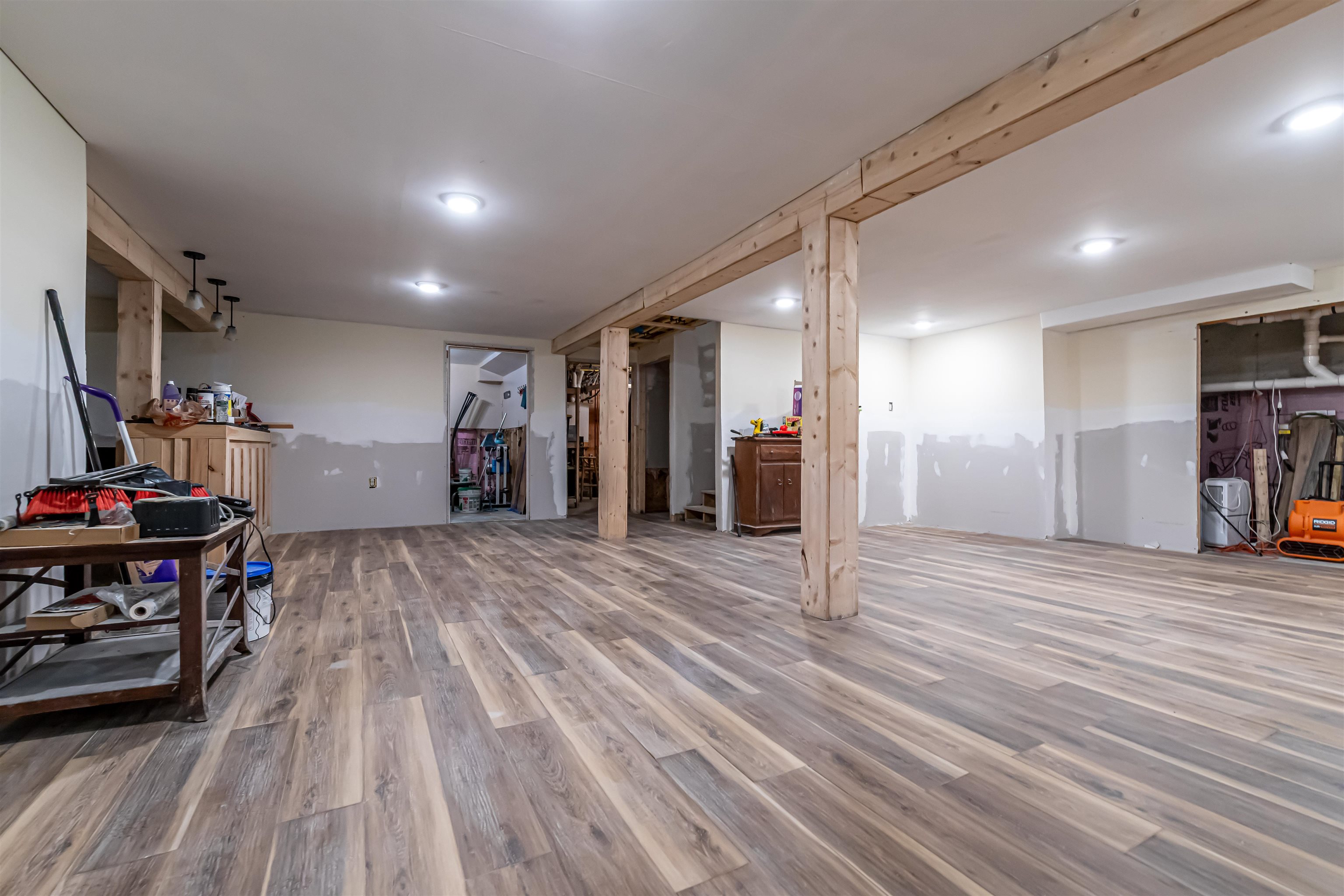 409 Deerfield Road Allenstown, NH 03275 - Photo 43 of 45